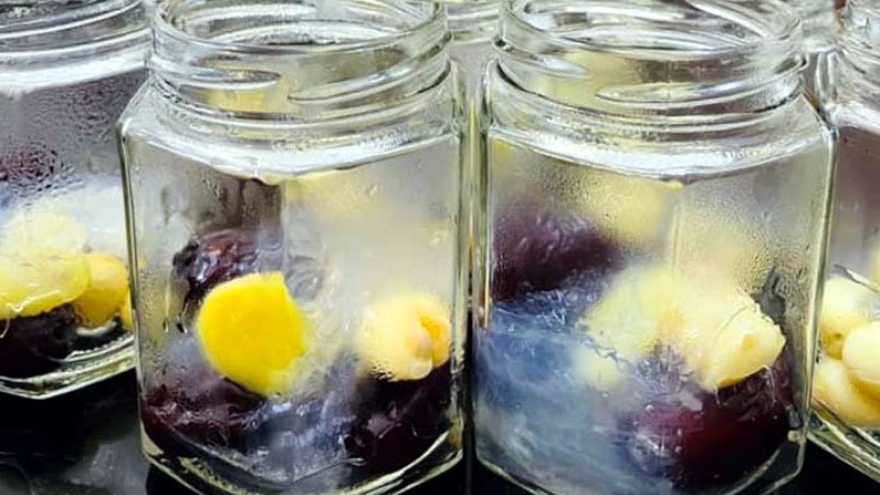 Yến sào bồi bổ sức khỏe cho F0 có giá 45 triệu/kg vẫn đắt khách