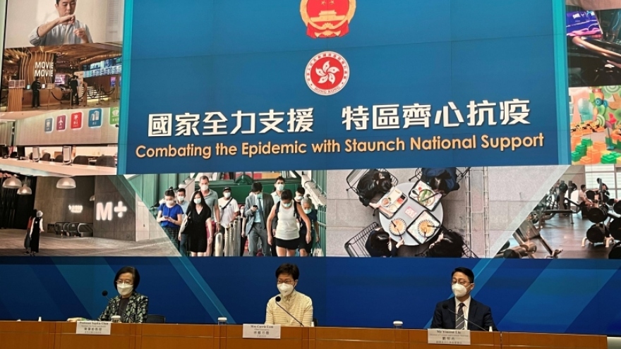 Hong Kong (Trung Quốc) nới lỏng giãn cách xã hội từ 21/4