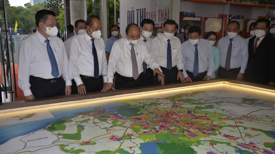 Chủ tịch nước dự Hội nghị xúc tiến đầu tư vào huyện Hóc Môn và Củ Chi