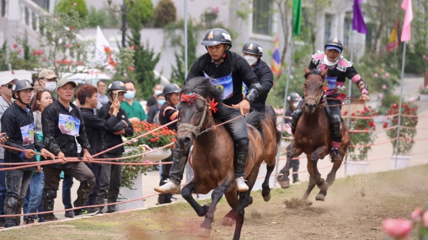 Du lịch Lào Cai đạt doanh thu 500 tỷ đồng dịp nghỉ lễ 30/4 – 1/5