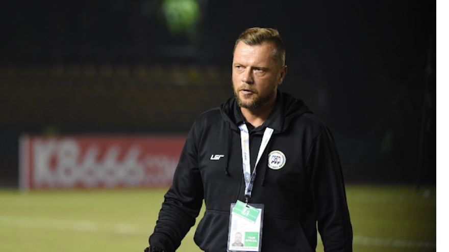 HLV trưởng đội tuyển bóng đá quốc gia Philippines từ chức