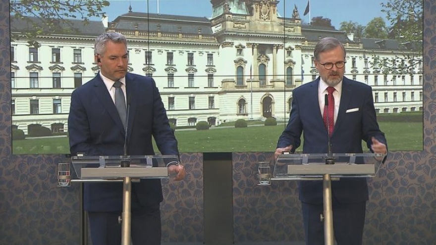 Áo sẵn sàng giúp Czech giảm sự phụ thuộc vào dầu khí của Nga