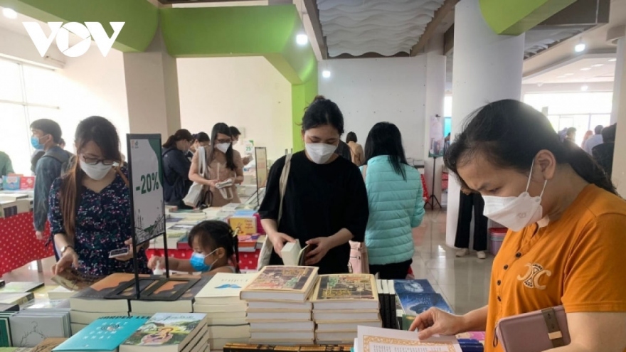 Đa dạng và phong phú các dòng sách cho thiếu nhi dịp hè