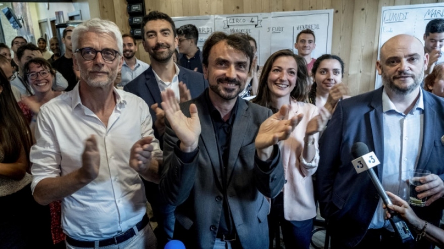 Bầu cử Quốc hội Pháp vòng 1: Liên minh của ông Macron thua liên minh cánh tả