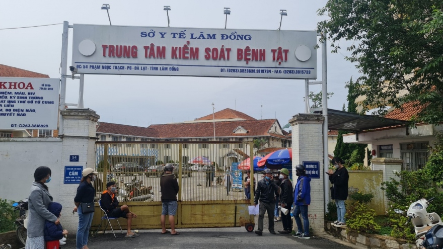 Công ty Việt Á trúng 16 gói thầu cung cấp vật tư y tế tại Lâm Đồng