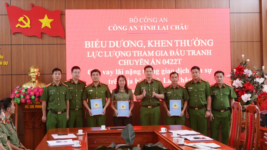 Bắt giữ đối tượng cho vay tín dụng với lãi suất "cắt cổ"