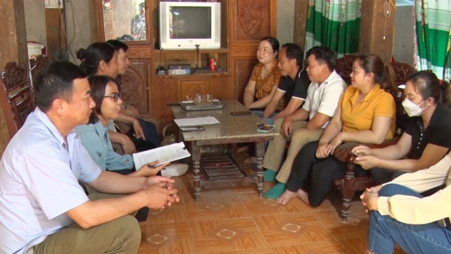 Xử lý dứt điểm phát sinh ở cơ sở để ngăn ngừa sự yếu kém trong cán bộ, đảng viên