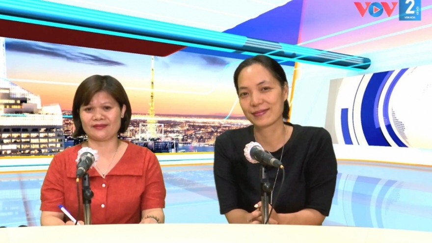 Nghệ sĩ "ăn theo" vụ Hồng Đăng, Hồ Hoài Anh và chuyện ứng xử trên mạng xã hội