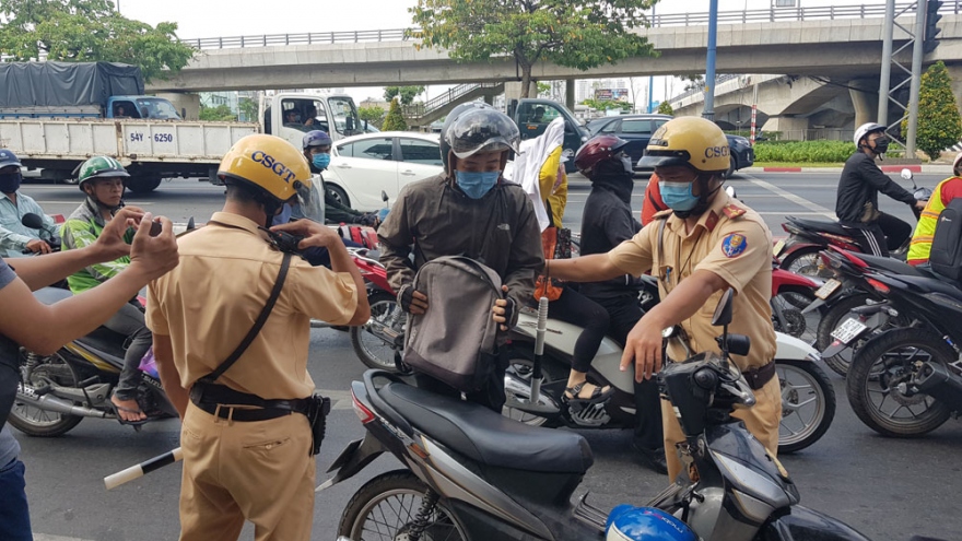 Thực thi pháp luật chưa nghiêm có trách nhiệm của cán bộ, công chức
