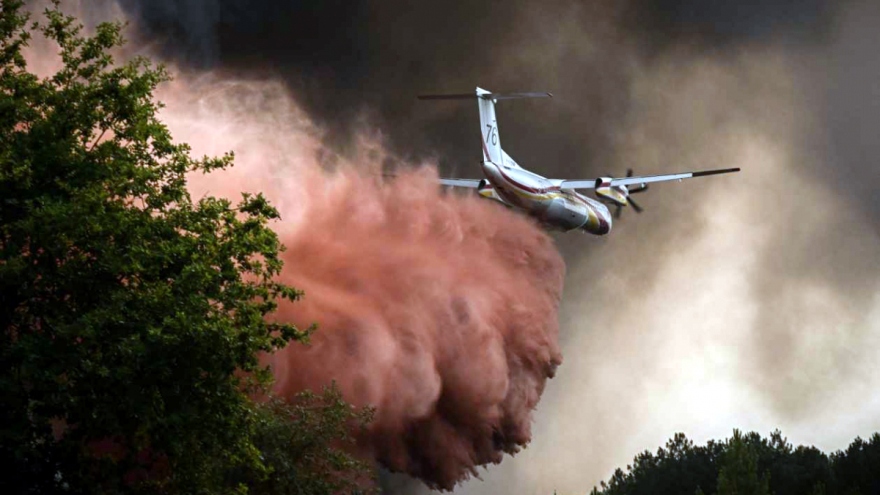 Lãnh đạo Việt Nam gửi điện thăm hỏi cháy rừng tại Pháp