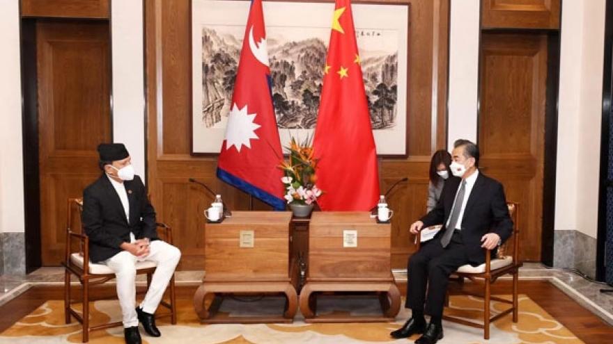 Trung Quốc và Nepal nhất trí xây đường sắt xuyên dãy Himalaya