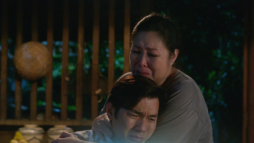 Nhan Phúc Vinh sốt cao, truyền nước liên tục vì cảnh quay trong "Giấc mơ của mẹ"