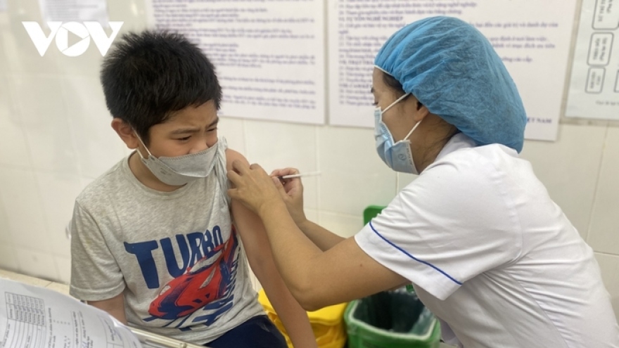 Thiếu vaccine: Bệnh truyền nhiễm mùa hè có thể gây quá tải y tế