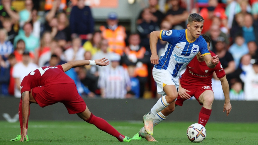 Trossard lập hat-trick, Brighton chia điểm nghẹt thở trên sân Liverpool