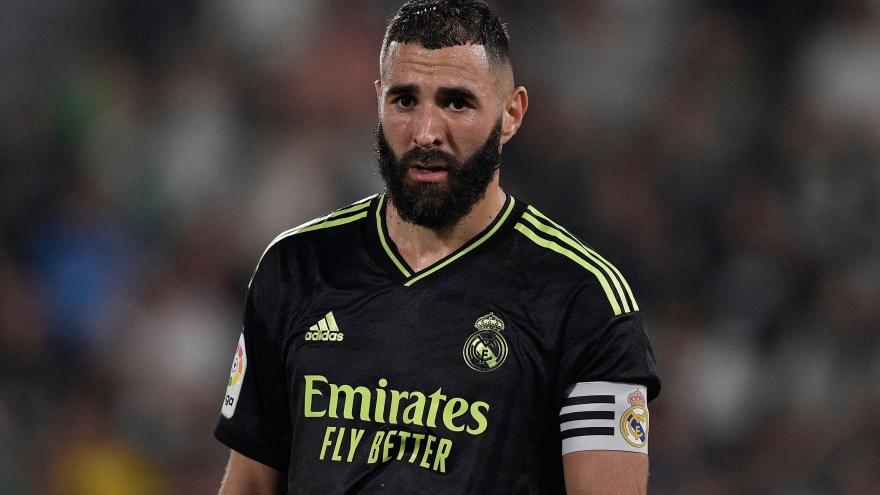 Real Madrid vẫn thắng đậm Elche khi VAR từ chối 3 bàn thắng