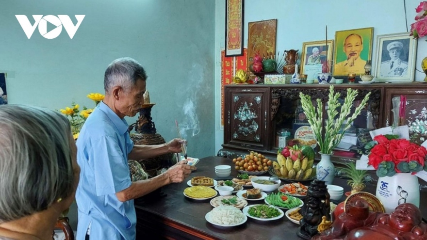 Mâu thuẫn vì cúng giỗ ông bà