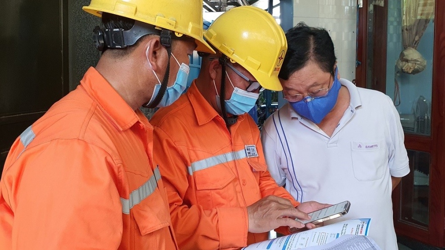 Nên để biểu giá bán lẻ điện 3 hay 5 bậc?