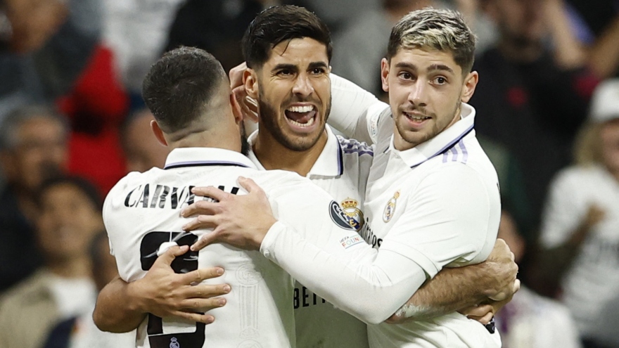 Kết quả Cúp C1 châu Âu: Real thắng đậm, AC Milan giành vé cuối cùng