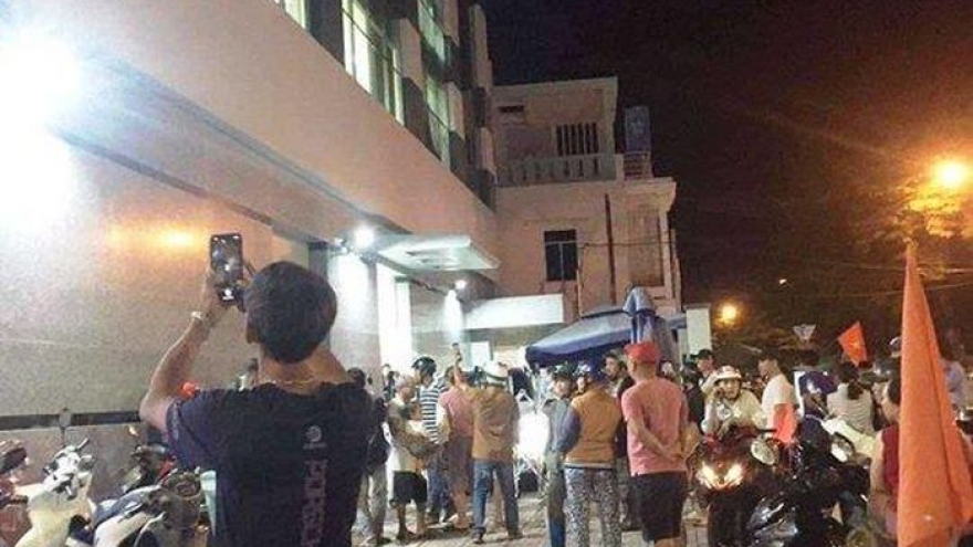 Sacombank đình chỉ công tác 3 cán bộ Phòng giao dịch Cam Ranh