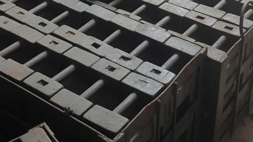 Để mất hơn 7,5 tấn quả cân, giám đốc và phó giám đốc ở Bắc Giang bị kỷ luật