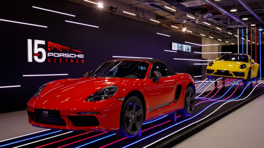 Porsche kỷ niệm 15 năm có mặt tại Việt Nam
