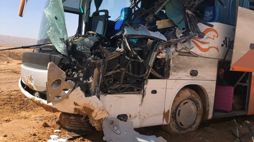 Tai nạn giao thông nghiêm trọng ở Ai Cập, ít nhất 10 người thiệt mạng