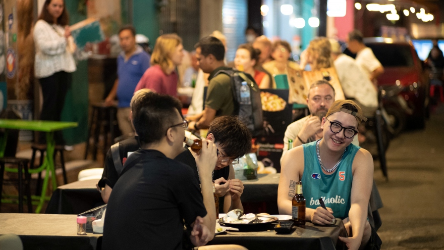 Đông Nam Á háo hức chuẩn bị đón du khách Trung Quốc