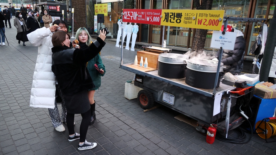 "Yêu cầu xét nghiệm với khách Trung Quốc sẽ kéo lùi du lịch thế giới"