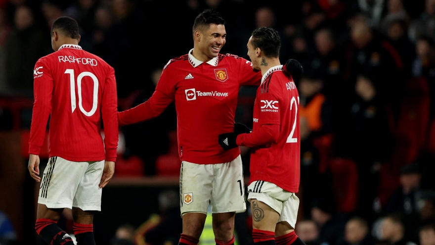 Dàn sao Brazil tỏa sáng đưa MU vào vòng 5 FA Cup