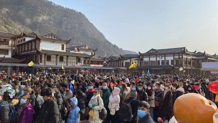 Du lịch Trung Quốc bùng nổ dịp Tết Quý Mão