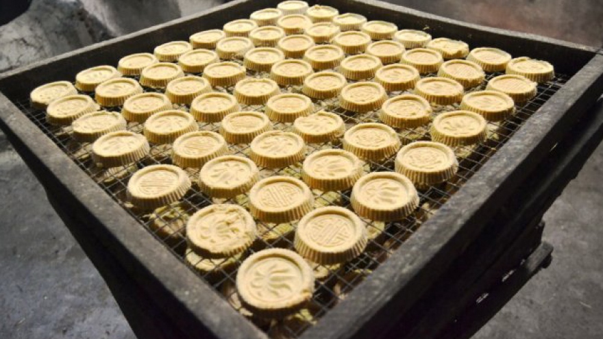 Nghề làm bánh đặc sản Quảng Nam hái ra tiền dịp Tết