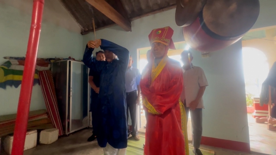 Ngư dân Quảng Ngãi mở biển đầu năm mới