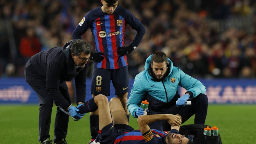 Barca mất trụ cột trong trận đấu với MU ở Europa League