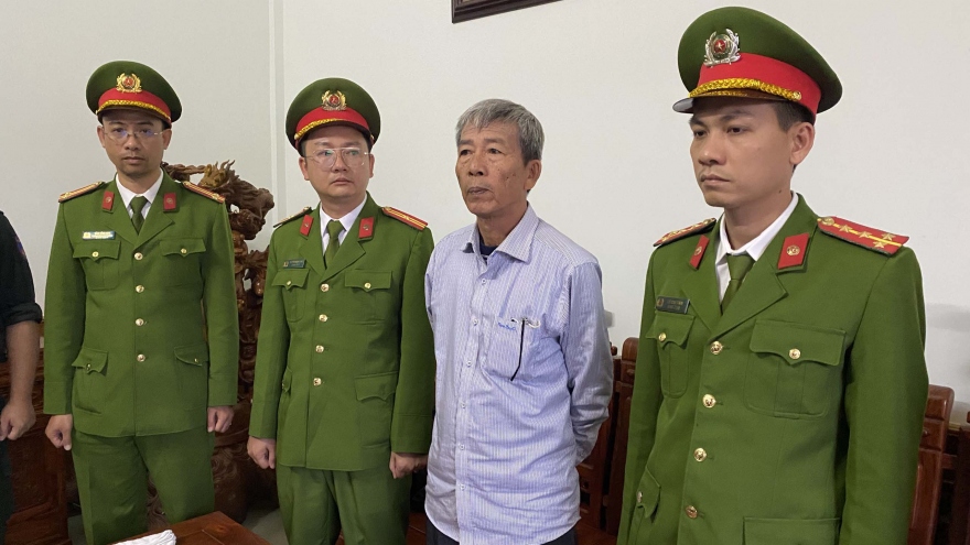 Giám đốc và thuộc cấp lập hồ sơ giả để tham ô tài sản