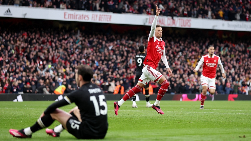 Ngược dòng thắng Bournemouth, Arsenal tái lập khoảng cách 5 điểm với Man City