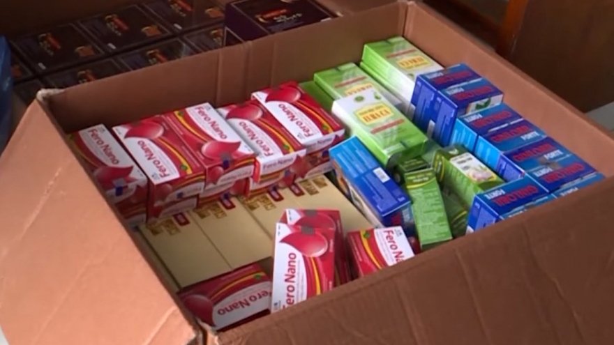 3 "người nghiện" đi bán thực phẩm chức năng không rõ nguồn gốc