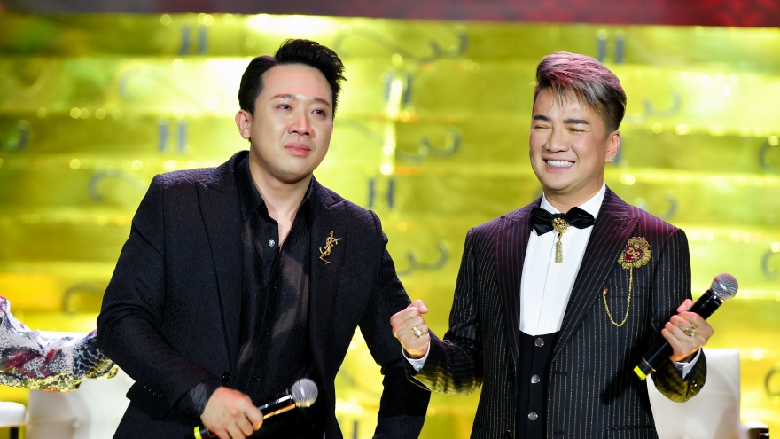 Trấn Thành khóc tại sự kiện công bố dự án phim của Đàm Vĩnh Hưng