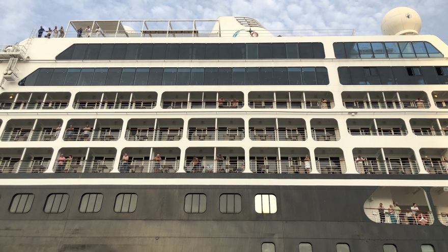 1 tuần đón 4 du thuyền hạng sang