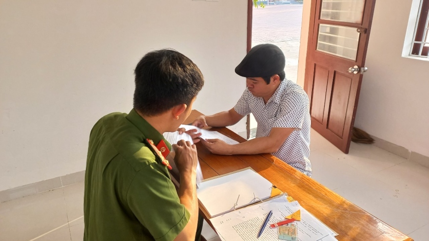 Xử phạt 4 triệu đồng người tự xưng là phóng viên