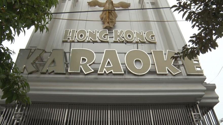 Khởi tố nhóm người "bay lắc" trong quán karaoke lúc rạng sáng