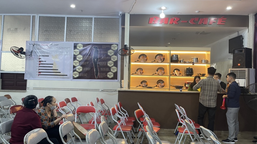 Nhóm đối tượng bán hàng không rõ nguồn gốc dưới hình thức "Hội thảo" cho người cao tuổi