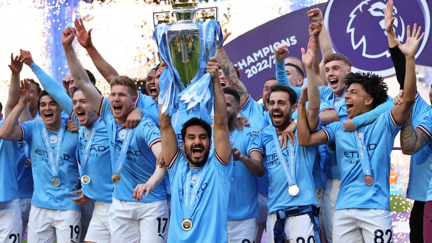 Trò cưng của HLV Pep Guardiola gửi chiến thư tới Inter Milan và MU