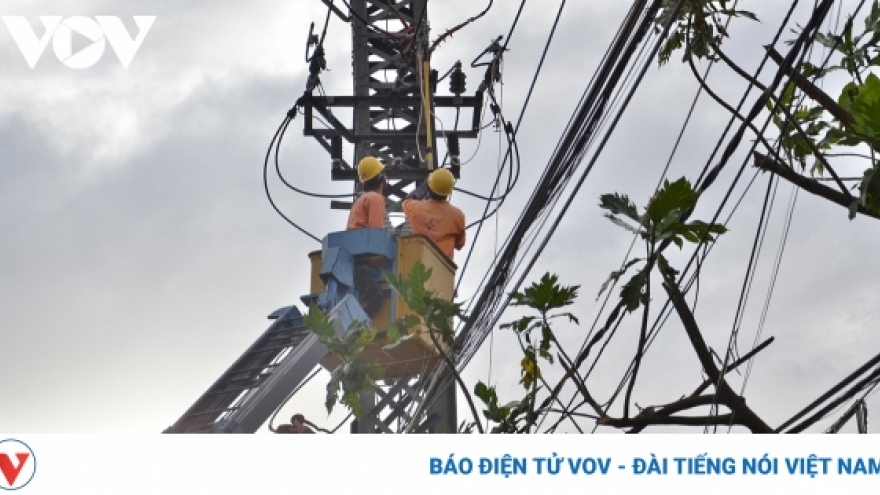 Thủ tướng chỉ đạo khẩn trương thực hiện bảo đảm cung ứng điện