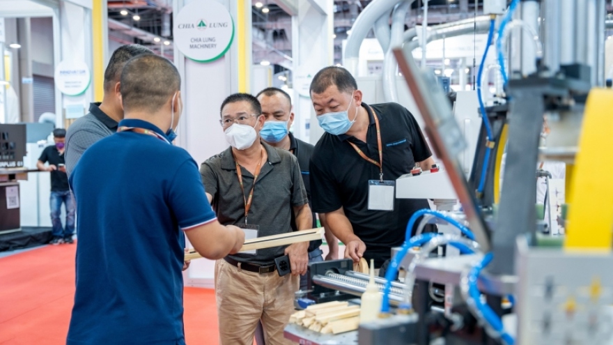 Ngành gỗ gặp khó, doanh nghiệp liên kết để quảng bá sản phẩm