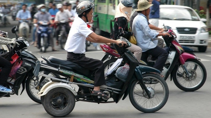 Gỡ khó để người khuyết tật được cấp bằng lái xe máy thuận lợi hơn