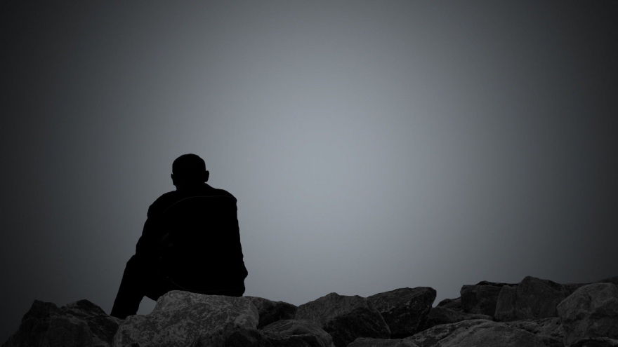 Tôi nên làm gì khi các con cứ liên tục vay tiền mà không trả?