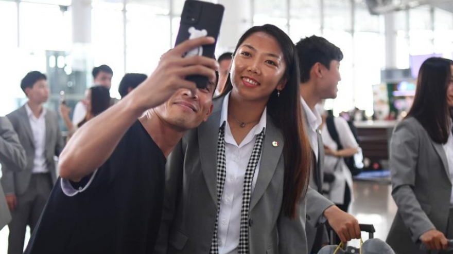 Dàn tuyển thủ nữ Việt Nam nói gì khi lên đường dự World Cup 2023?