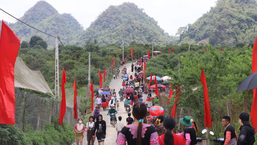 Khách du lịch tăng cao, Sơn La đạt doanh thu hàng nghìn tỷ đồng