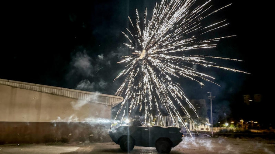 Pháp cấm pháo hoa để đảm bảo an ninh trước thềm Quốc khánh