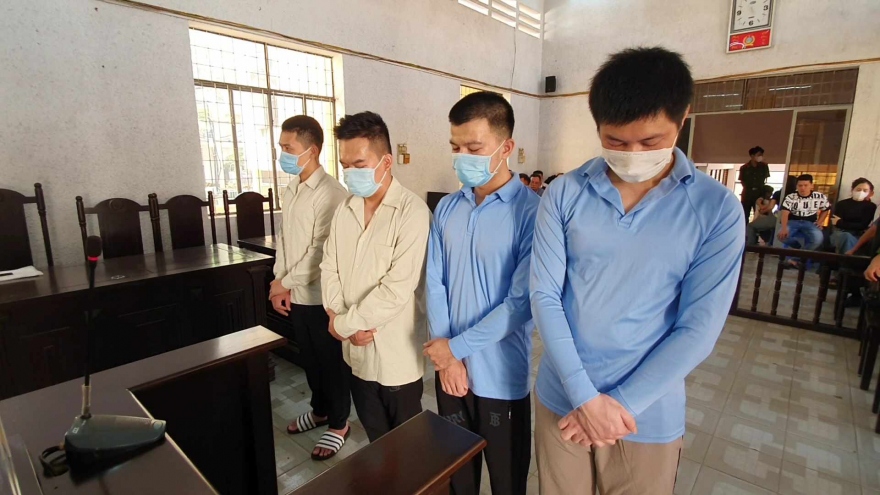 Trộm cướp 2,3 tỷ đồng tại nhà chủ tịch huyện, 4 đối tượng lĩnh 63 năm tù